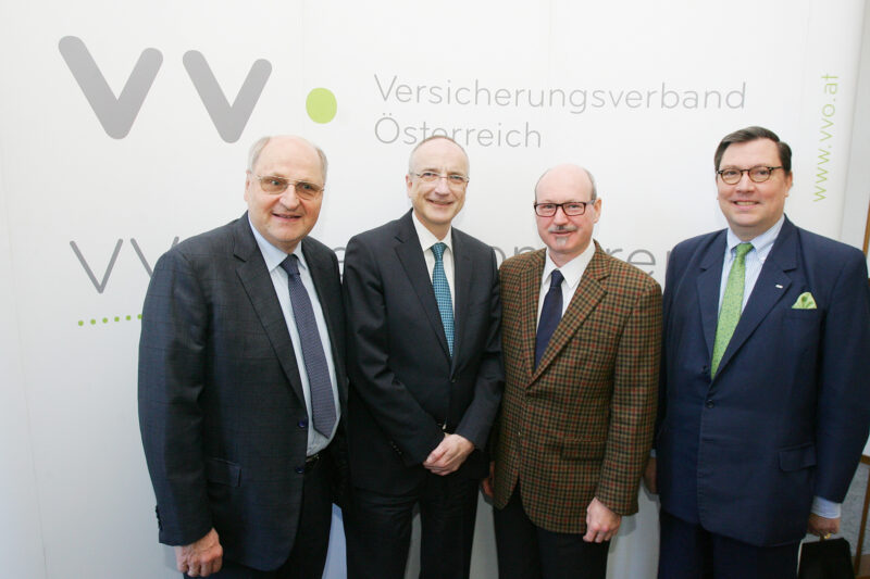 Lebensversicherungen: Auszahlungen für Privathaushalte immer wichtiger