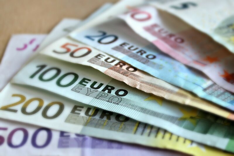 Kommentar: Brückenschlagen, statt einander misstrauen