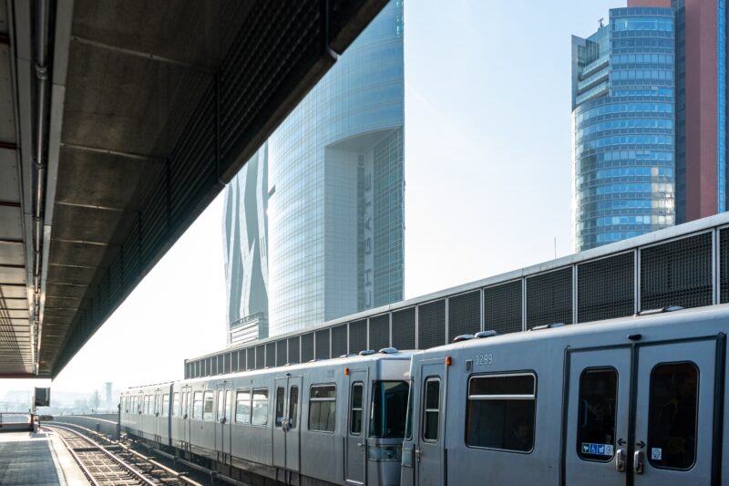 Travelling to Work in a Climate-Friendly Way