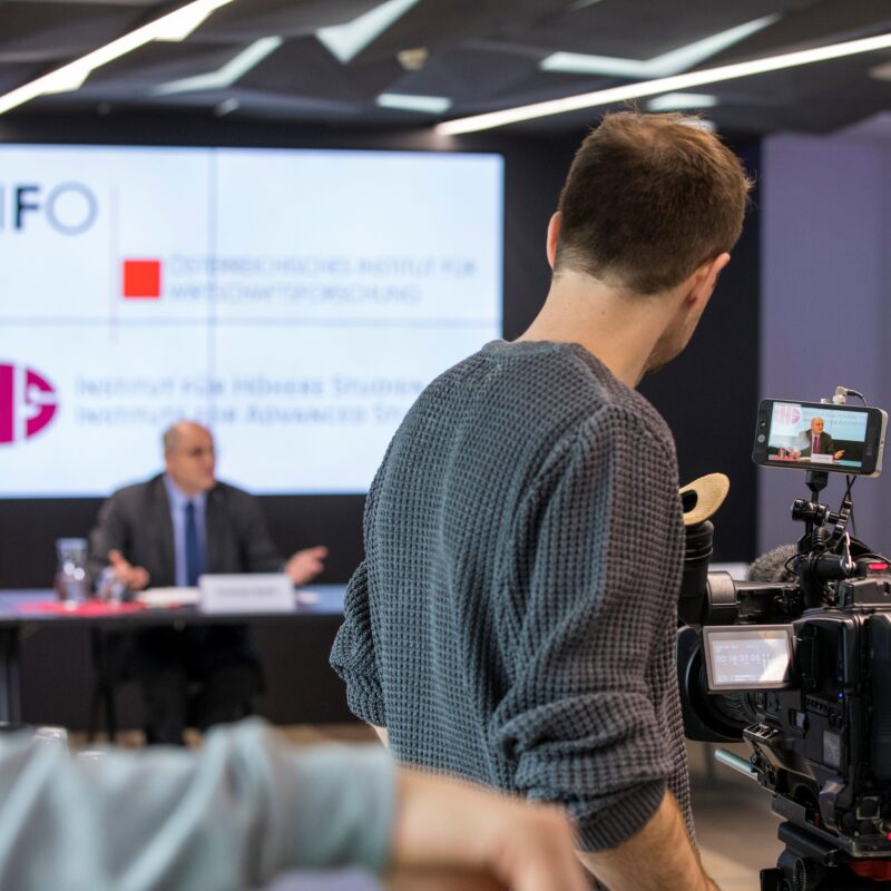 Konjunkturprognose: Video der Pressekonferenz