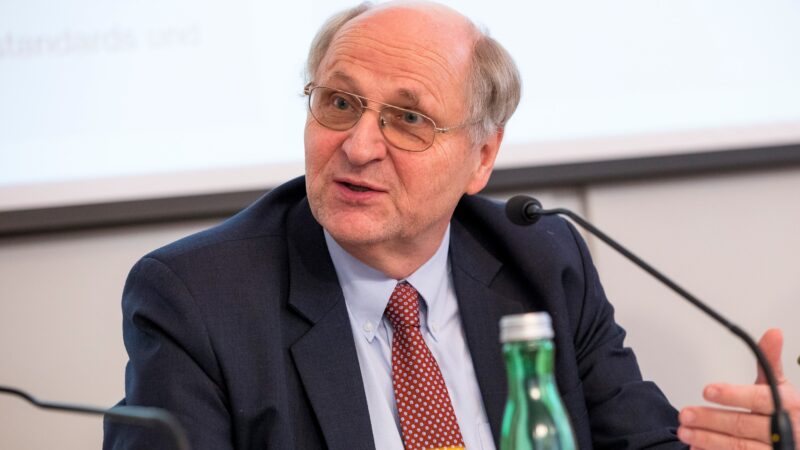 Christoph Badelt zum Ehrenmitglied der EFMD ernannt