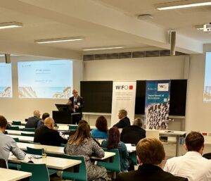 Konjunkturzyklen und -umfragen