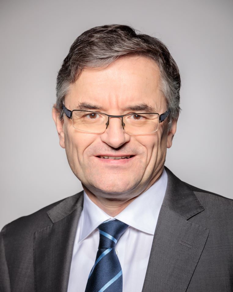 Mag. Dr. Peter Mayerhofer
