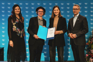 Anja Sebbesen and Harald Oberhofer Receive WU Best Paper Award