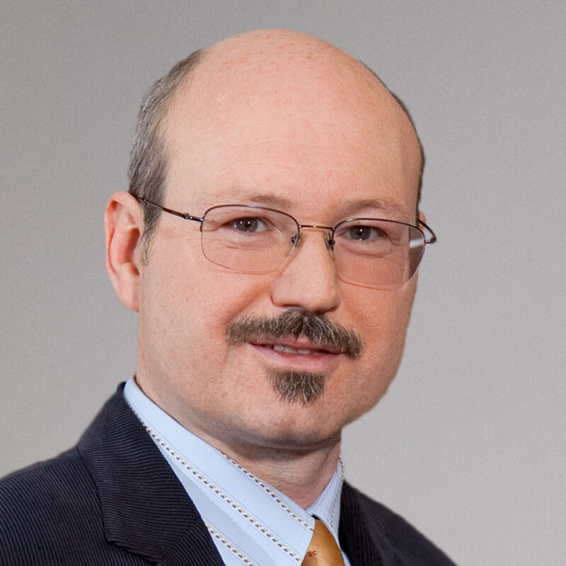 Dr. Thomas Url