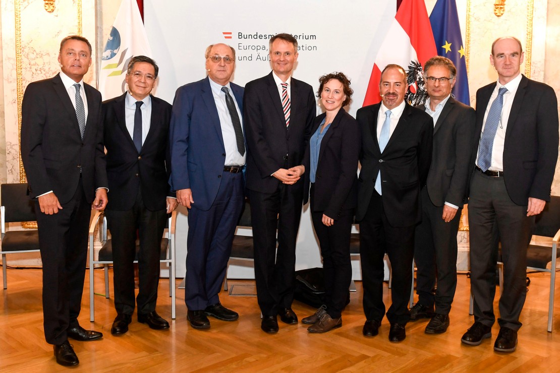 Christoph Schneider (Wirtschaftskammer Österreich), Rauf Gönenç (OECD), Christoph Badelt (WIFO), Andreas Riecken (Bundesministerium für Europa, Integration und Äußeres), Ulrike Katterl (Rechnungshof), Álvaro Santos Pereira (OECD), Markus Marterbauer (Arbeiterkammer Wien), Thomas Oberholzner (KMU Forschung Austria) © Mahmoud